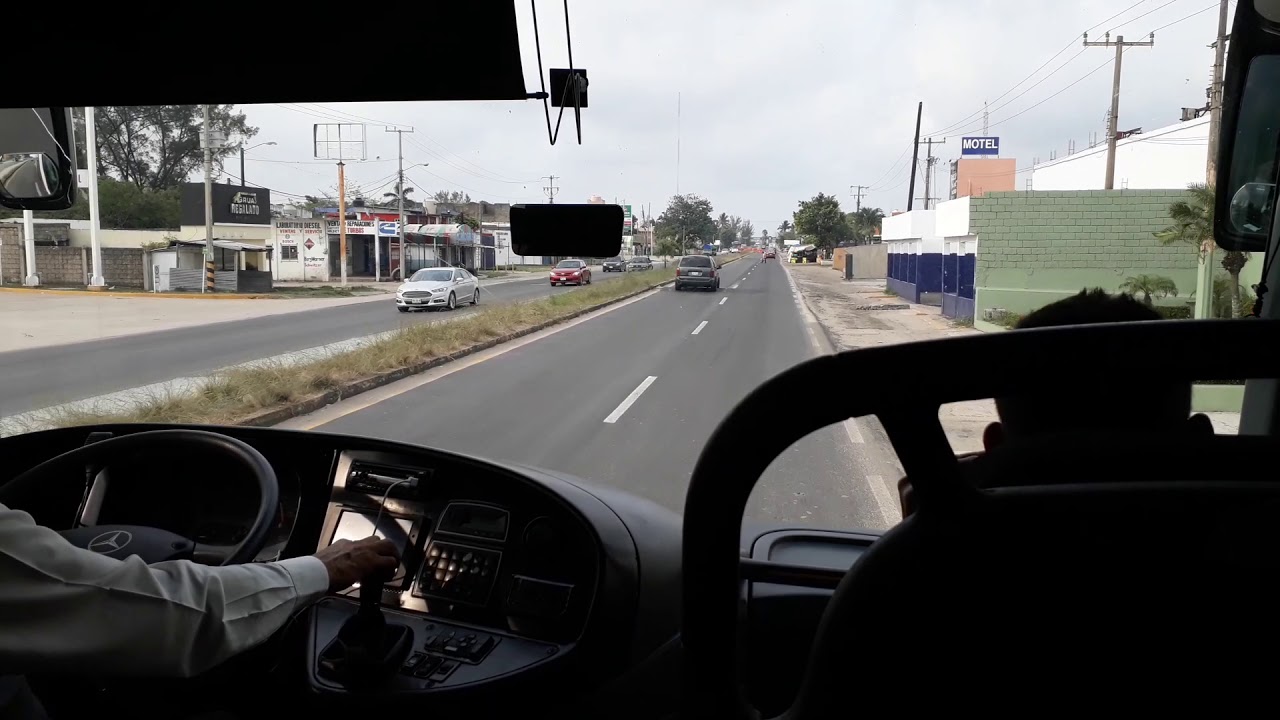 ADO entrando a Coatzacoalcos por carretera 