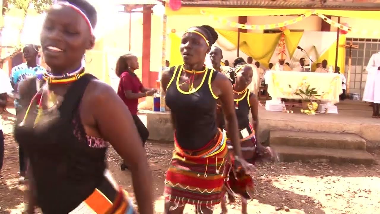 ALUTA CONTINUA INJILI IENDE MBELE MOTHER OF PEACE AMAKURIAT CHOIR