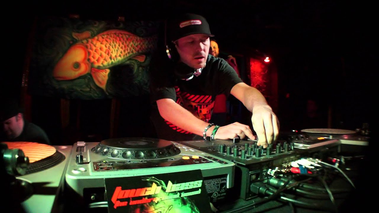 yosutebito at touch bass 02 - 03/16/16