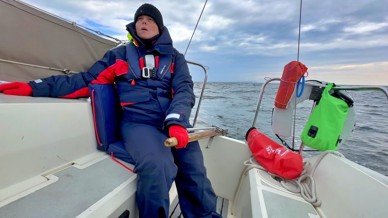 Episode 4 - Sailing from Yarmouth to Poole - Sailing Adventures of Scamper