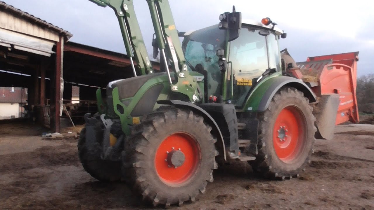 ALIMENTATION DES VACHES // FENDT 514 & CASE 130 CVX // FARMER IRL