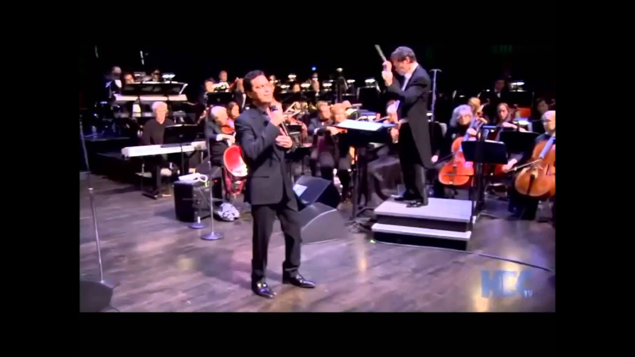 Un jour, un enfant-Mario Frangoulis live in Saint Louis