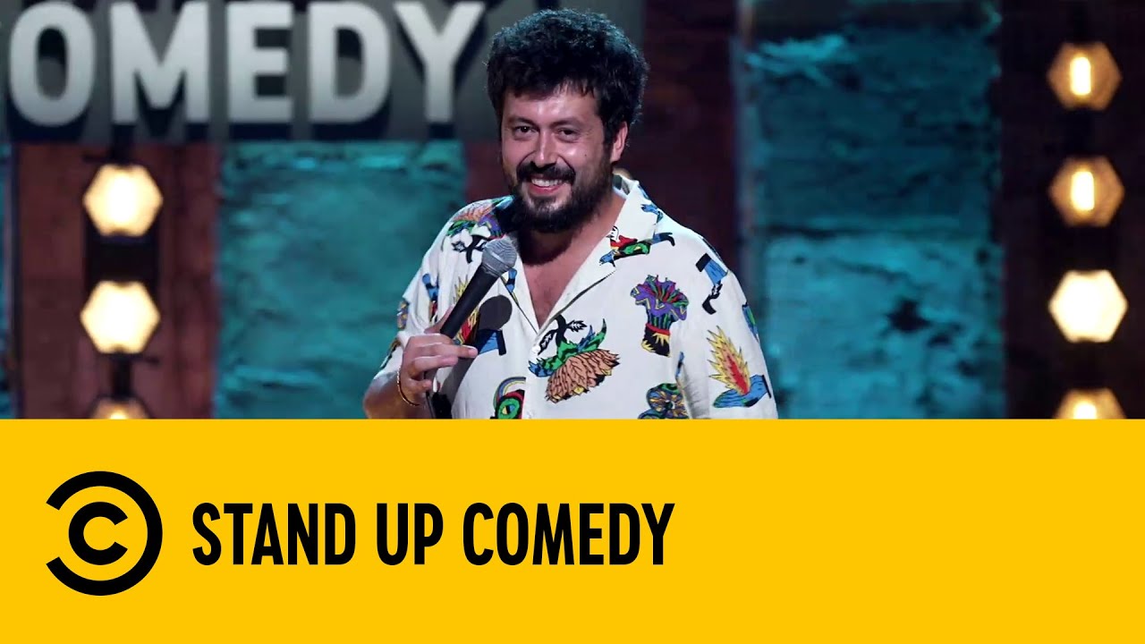 Xhuliano Dule - A cena con gli amici neogeenitori - Stand Up Comedy