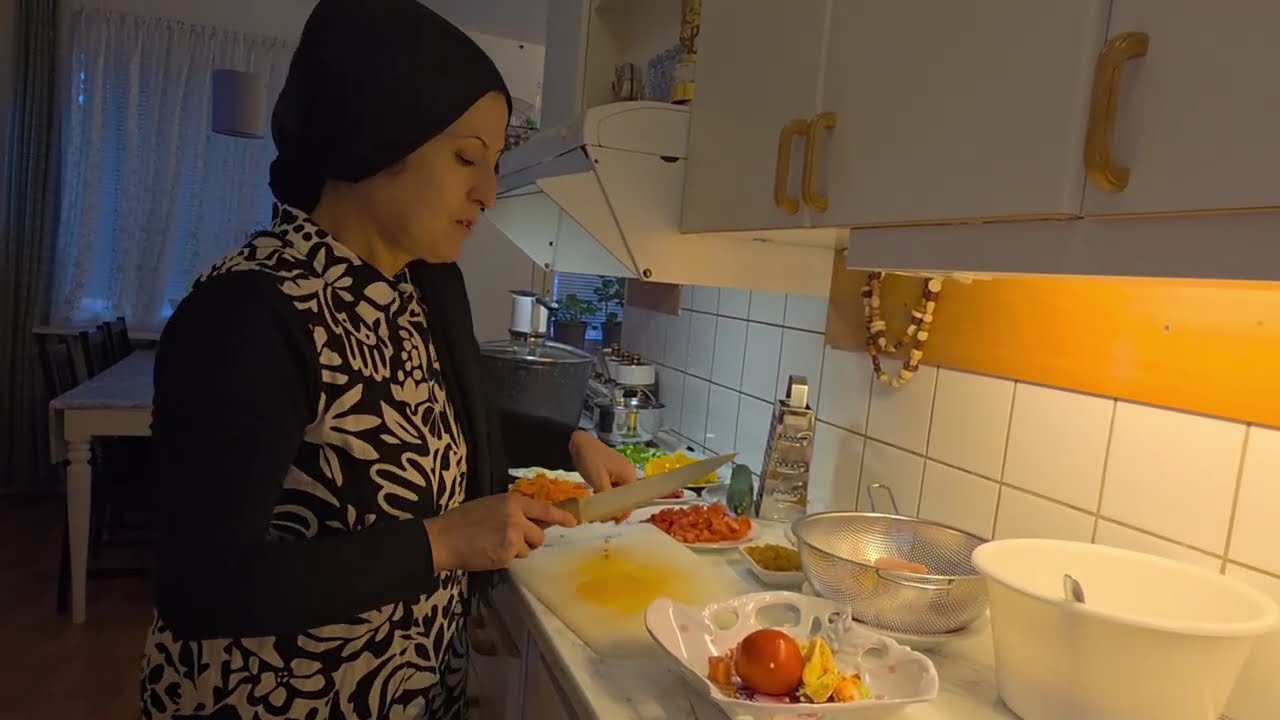 من لم يذق حلو الطعام فإنه .. ما ذاق يوماً كبسة 🍅🥕🫑🧅🧄🍖