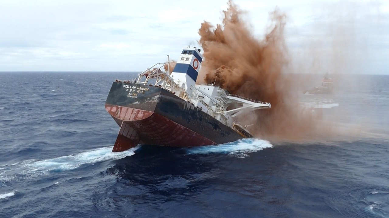 Shipwreck Disaster in Brazil | The Final Moments of a 300,000 DWT Iron Ore Carrier, long version HD