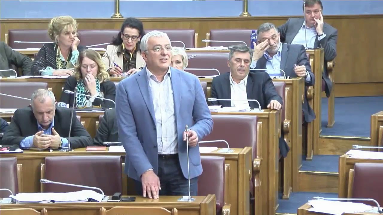 Andrija Mandić - Srbi se žele predstaviti kao gosti u vlastitoj kući, Skupština CG, 26.12.2017.