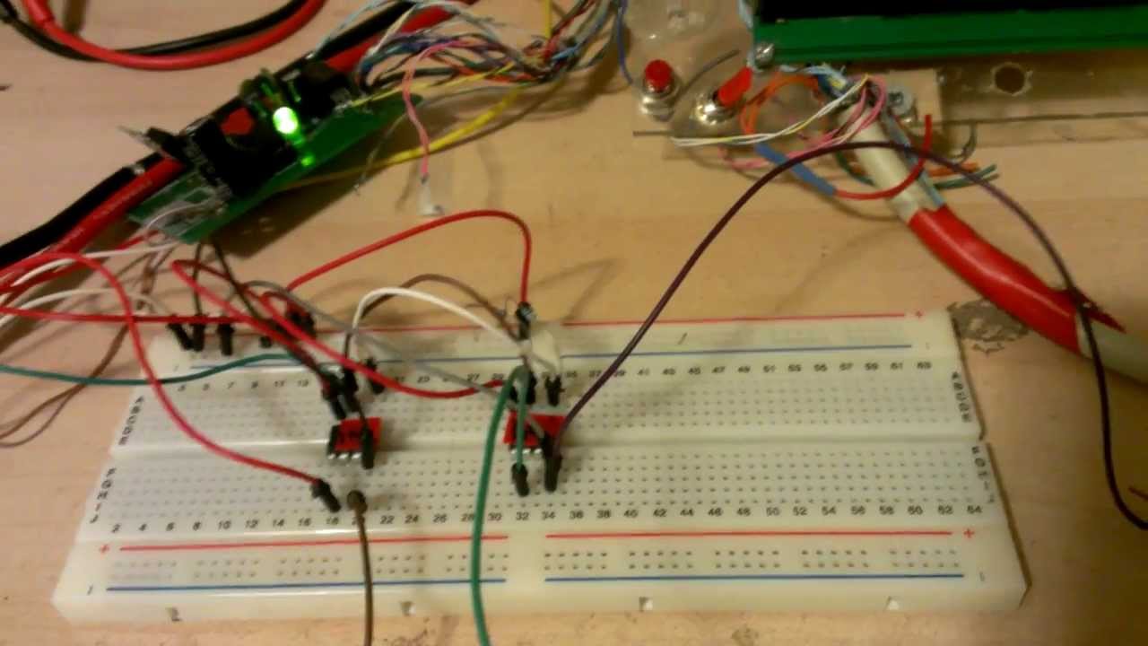 Arduino master and 2 attiny85 slave