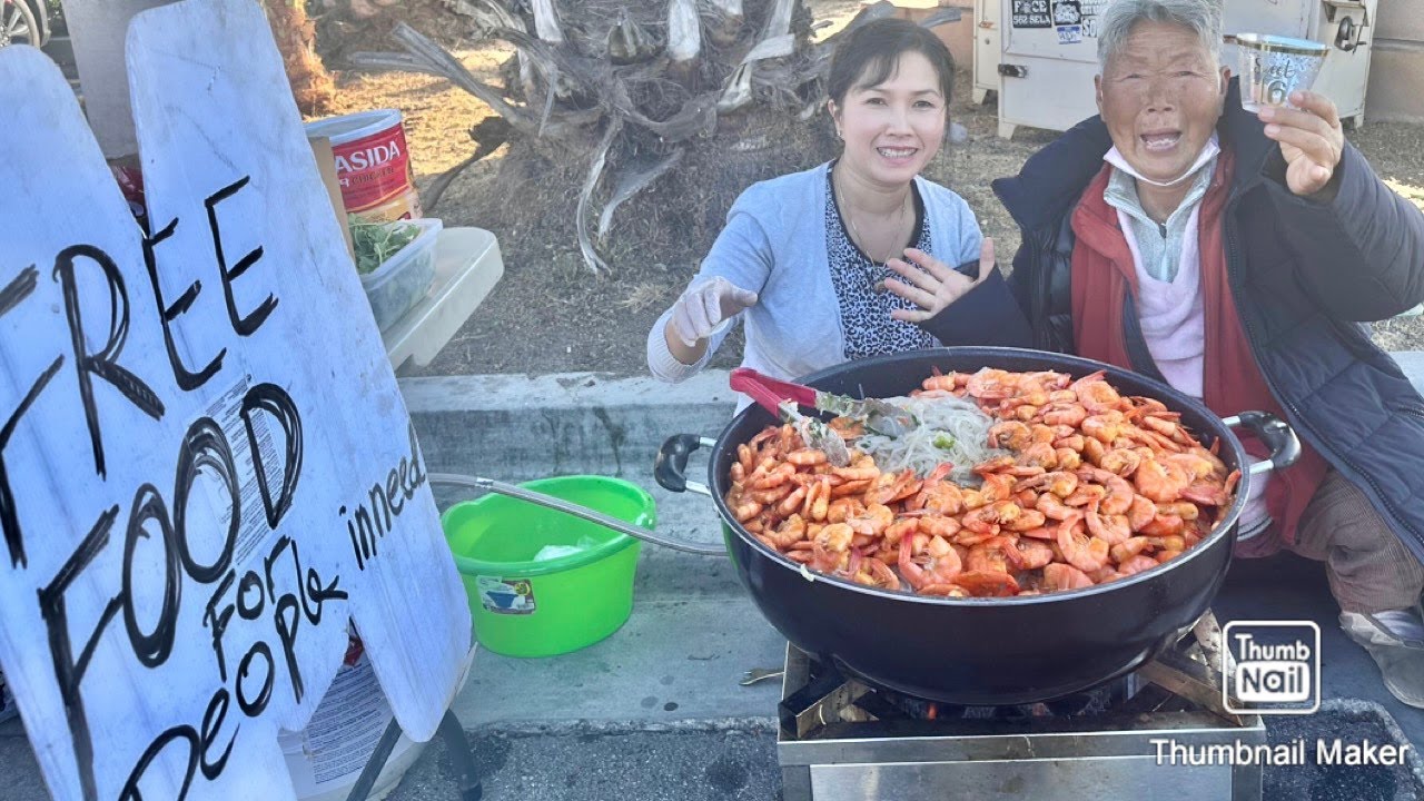 COOKING 100 POUNDS SHRIMP & SWEET POTATO NOODLE FOR THE HOMELESS PEOPLE !