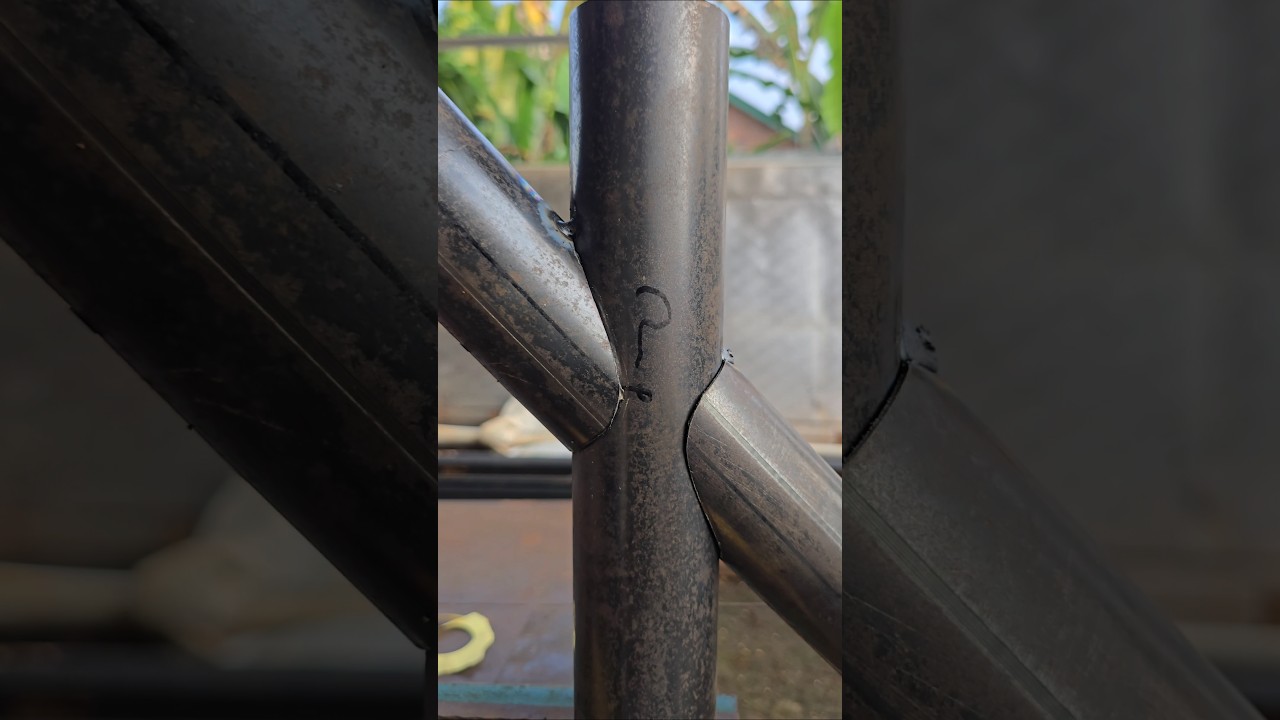professional welder's trick to cut stair railing pipe at 45 degrees