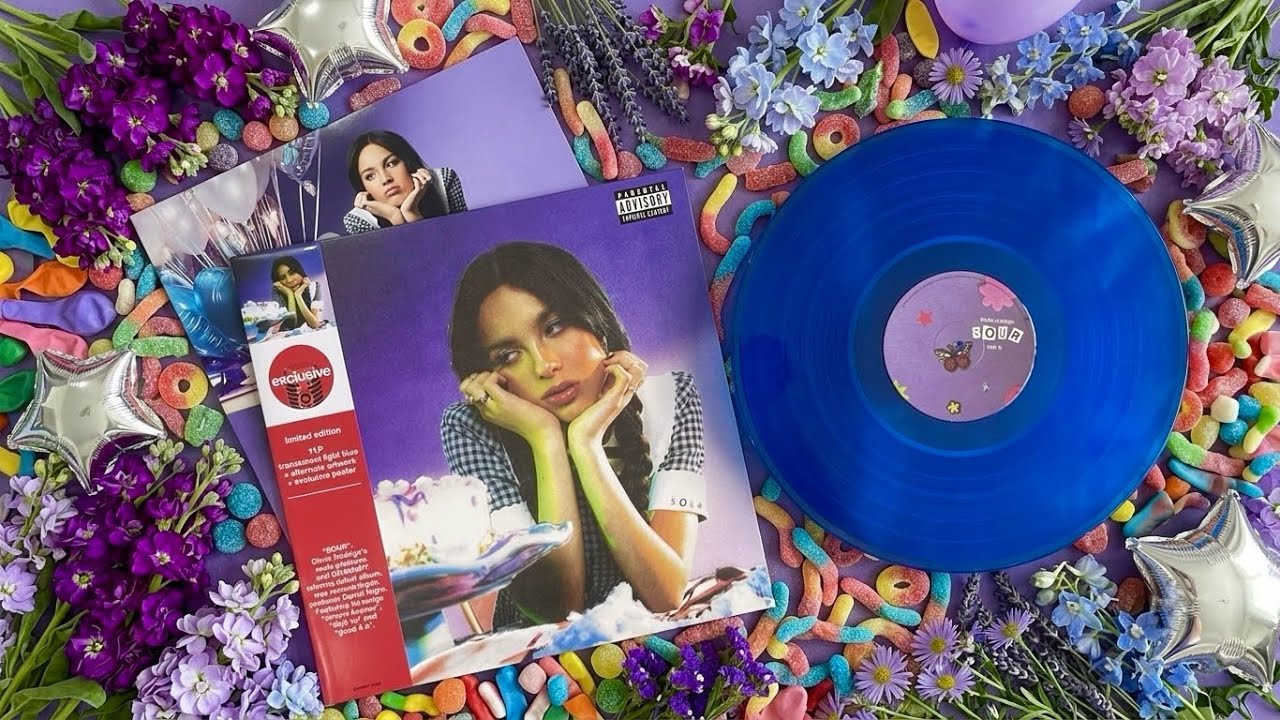 Olivia Rodrigo - Sour Target Alternate Cover With Obi Strip Transluscent Blue Vinyl EP.1011