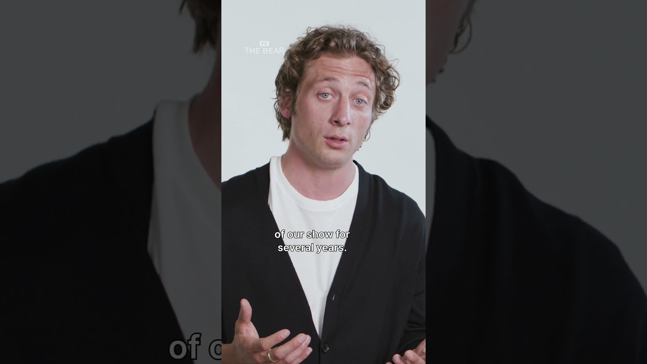 Working with legends. #TheBear #JeremyAllenWhite