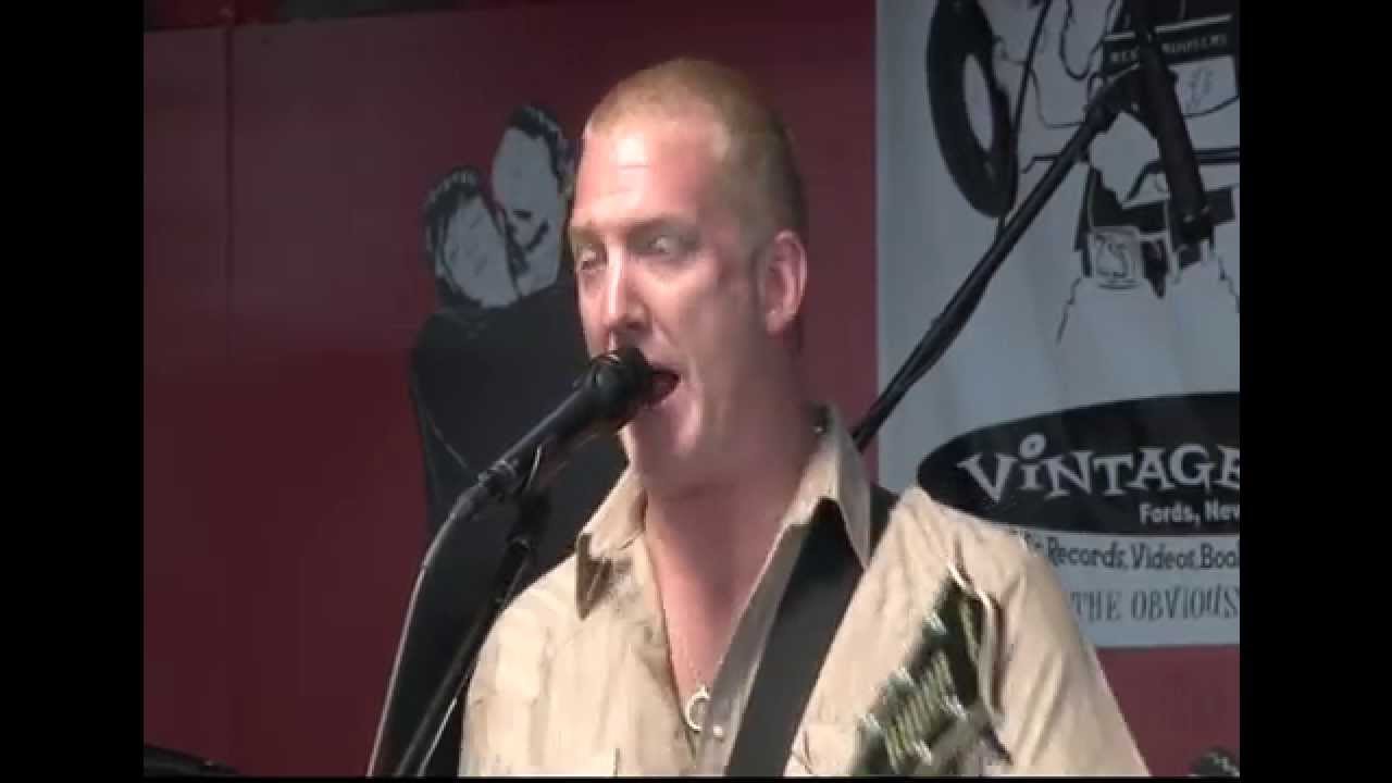 Queens of the Stone Age - Live at Vintage Vinyl 6/6/13