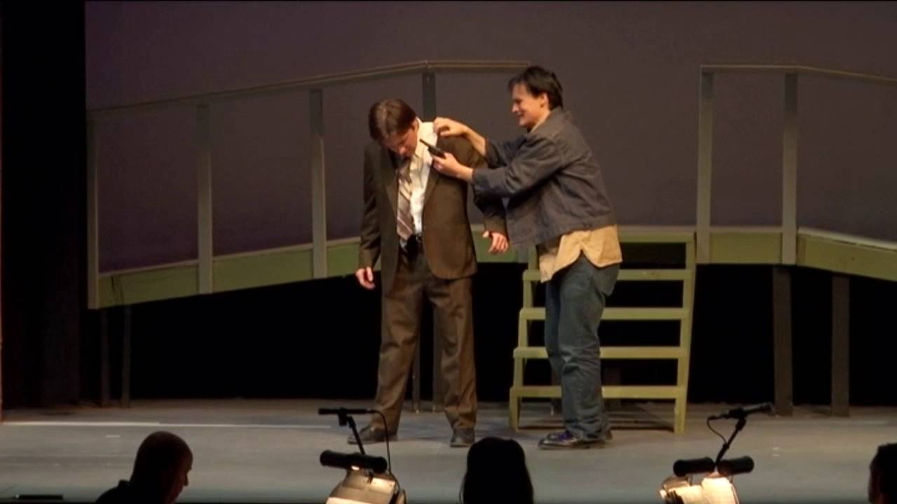 Blood Brothers Clip 5: Final Scene
