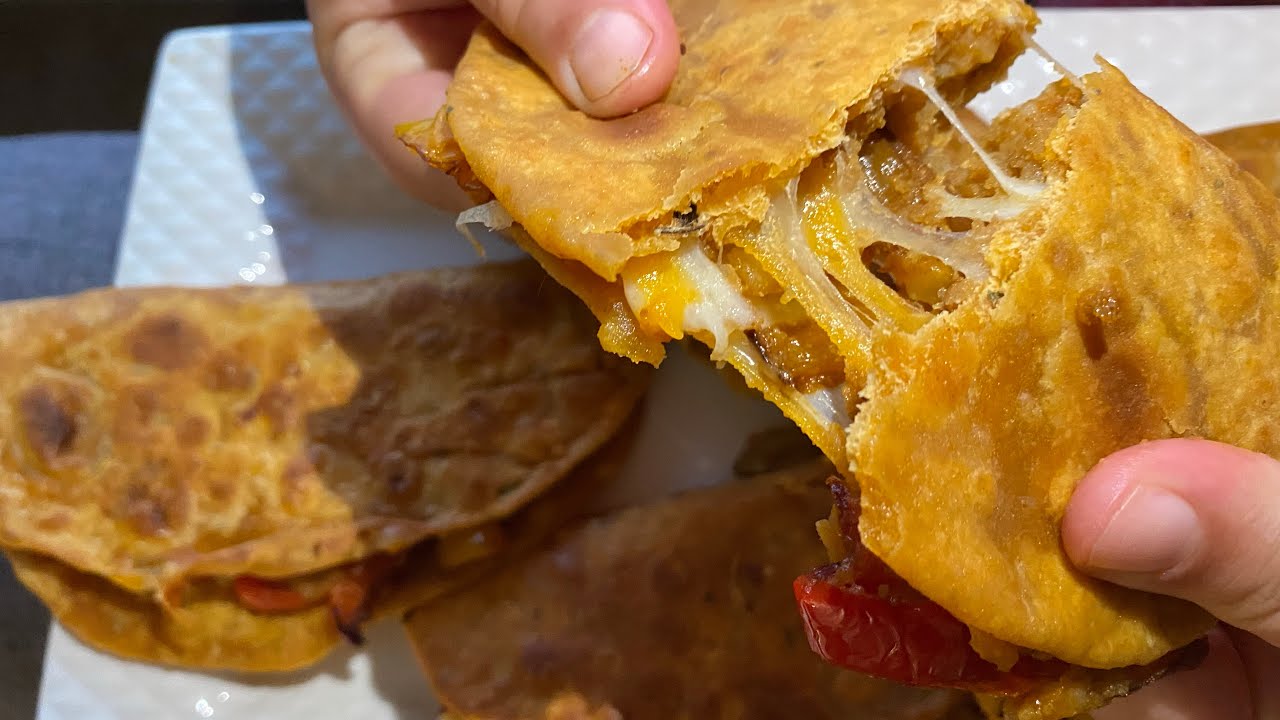 اسرع واسهل  فطائر بدون للحوم في 10دقايق وشكل ومذاق وقرمشة فوق الخيال👍😋