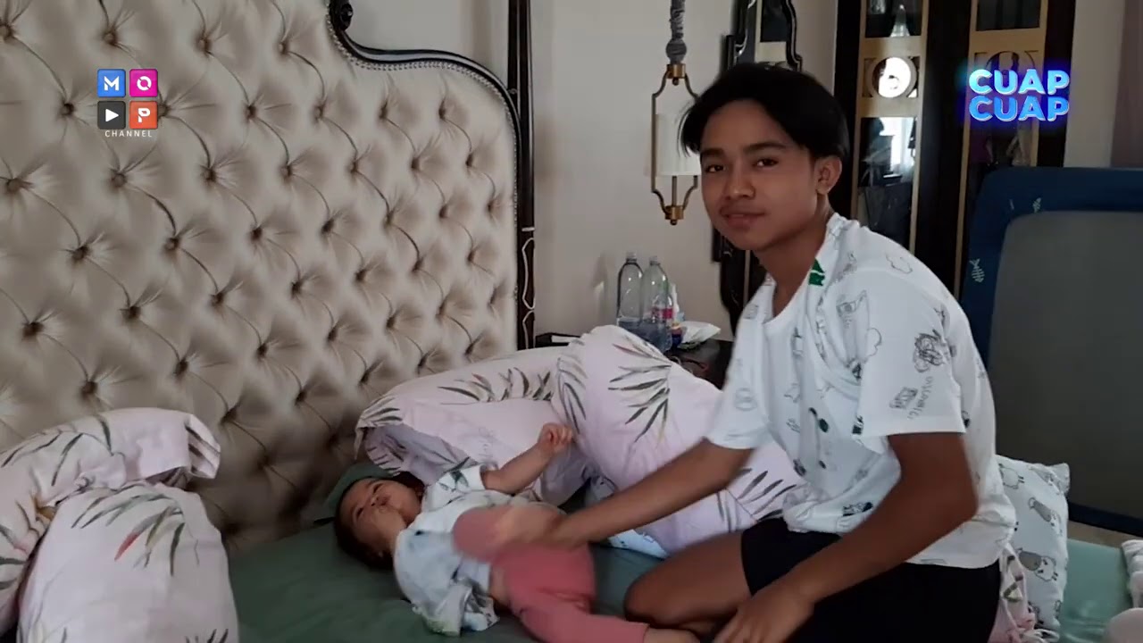 MENGGEMASKAN, WAJAH THANIA SAAT BERMAIN DENGAN SINYO BETRAND - CUAP CUAP PAGI