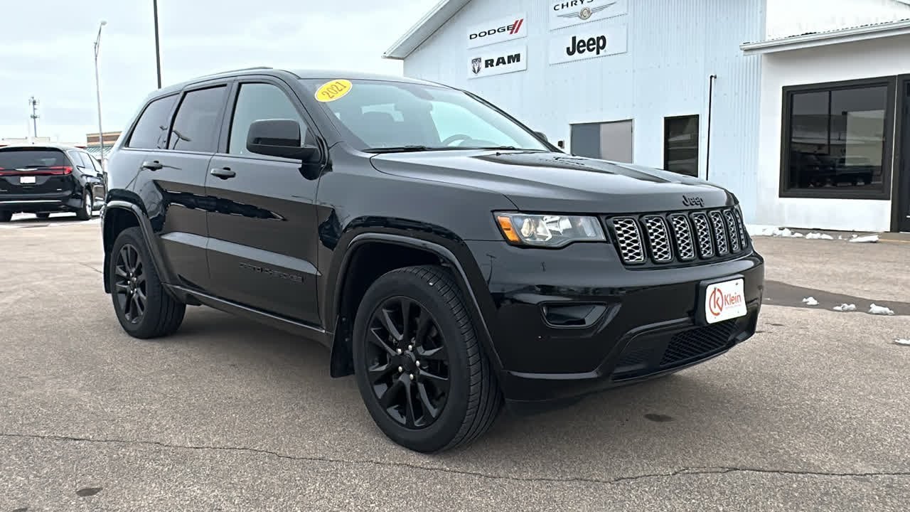 2021 Jeep Grand Cherokee Laredo X Clintonville, Shawano, Waupaca, Green Bay, Appleton WI