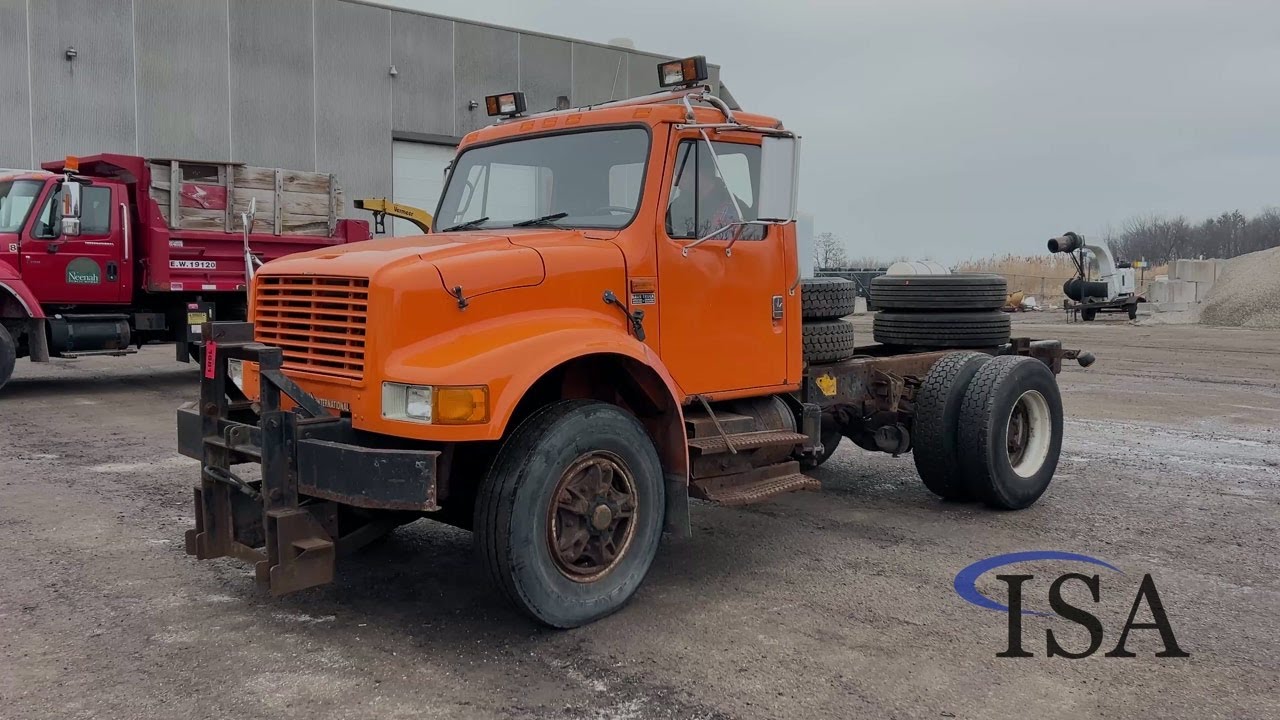 1681 - International  Cab And Chassis will be sold at auction!