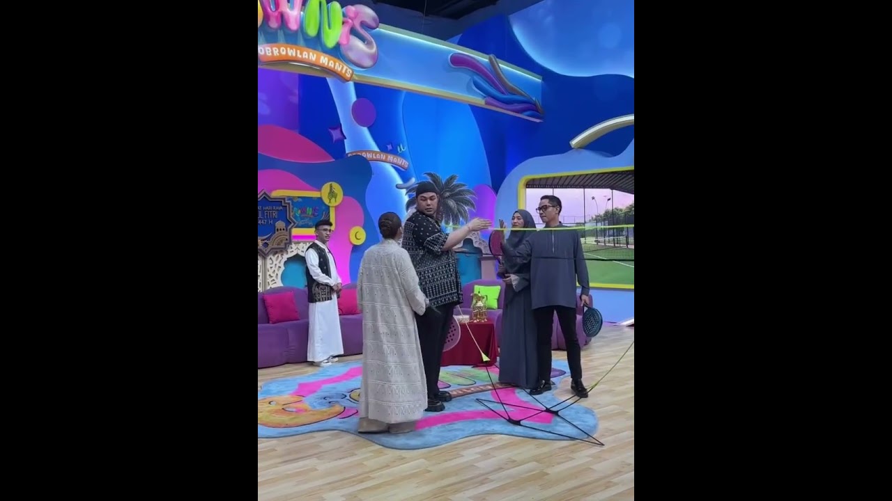 ALYSSA SOEBANDONO, DUDE HERLINO DAN PARKNAM DI BROWNIS HARI INI