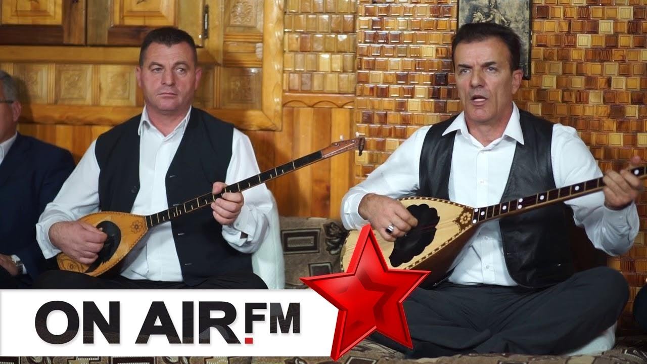 VËLLËZËRIT BAJRA  -  Ukshin Hoti