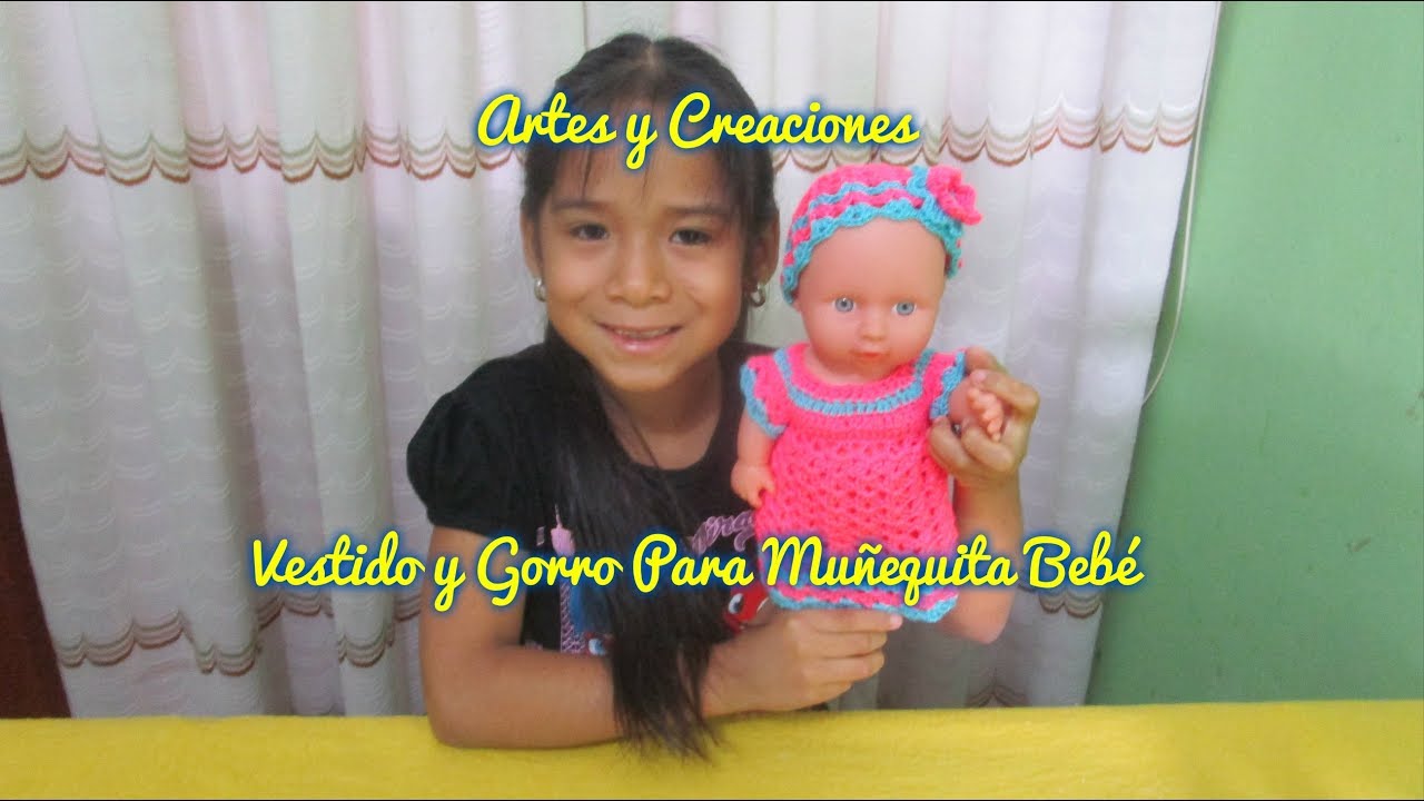 VESTIDO Y GORRO PARA MUÑEQUITA BEBE A CROCHET.