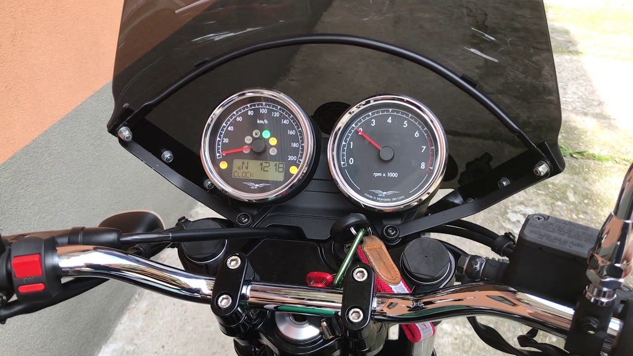Moto Guzzi V7III Special with Agostini Exhaust