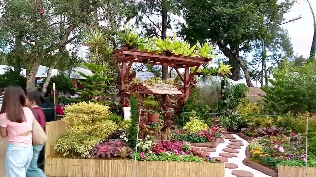 Nature park Burnham park in baguio city 🏙️