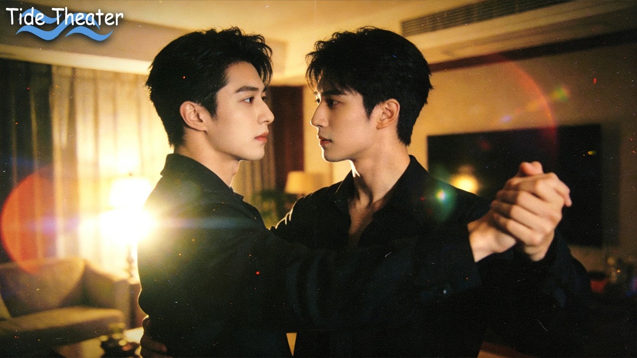 【BL Movie】Cute boy dance a sexy song for his robot boyfriend!🥰