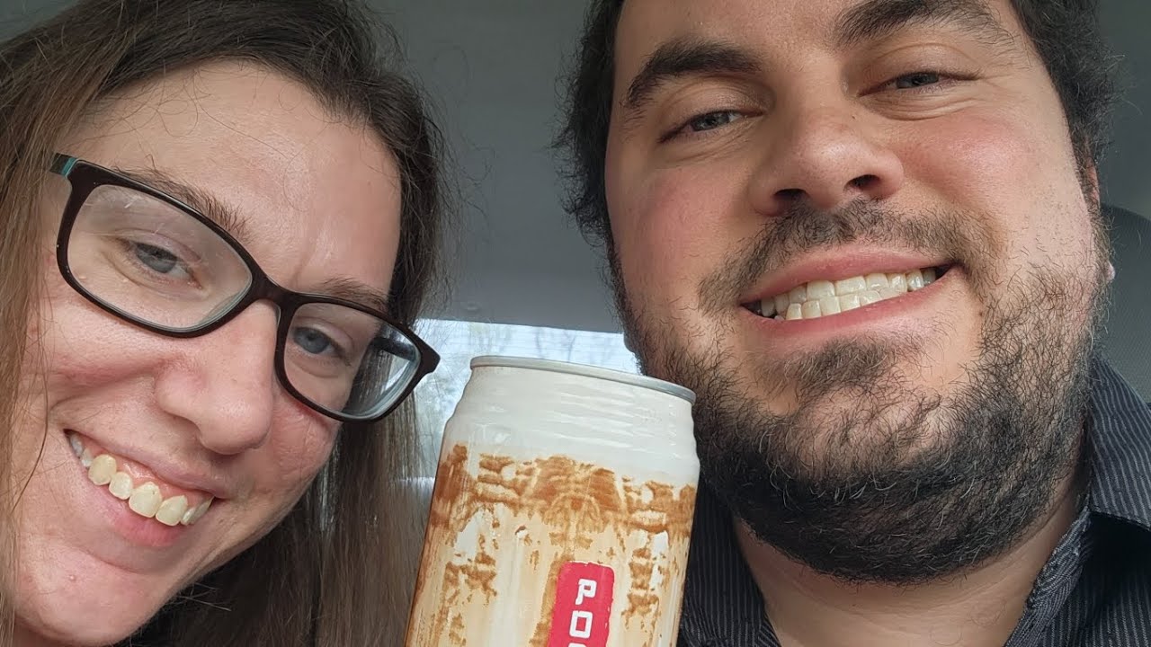 We try more Miniso snacks and bubble tea. 