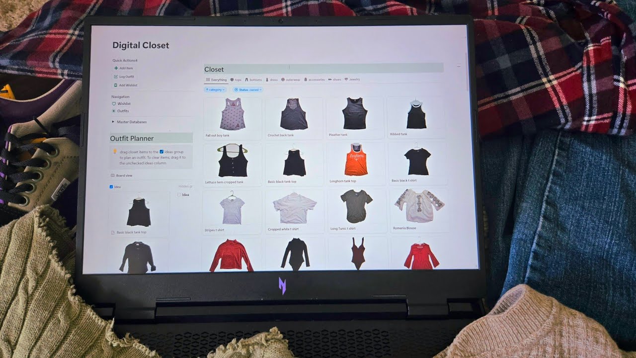 I Created a Digital Closet With Notion (+ template)