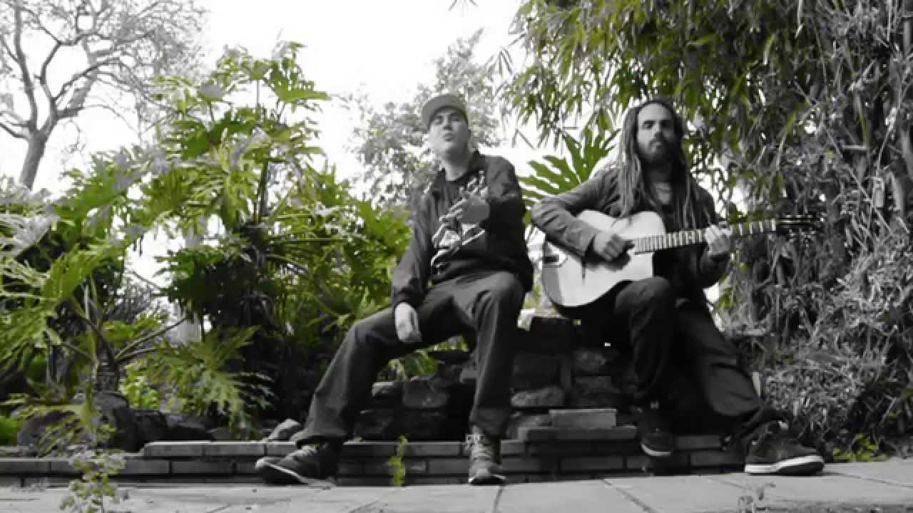 Fernikhan, Beatriz Triviño & Yeray Herrera  -Un Mundo-