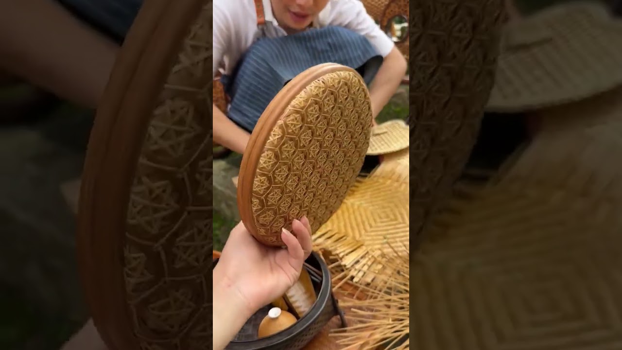 Handmade bamboo products are deeply inspired by nature and show a unique art of living.
