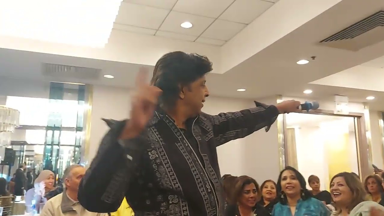 Tehseen Javed Performing live in Chicago