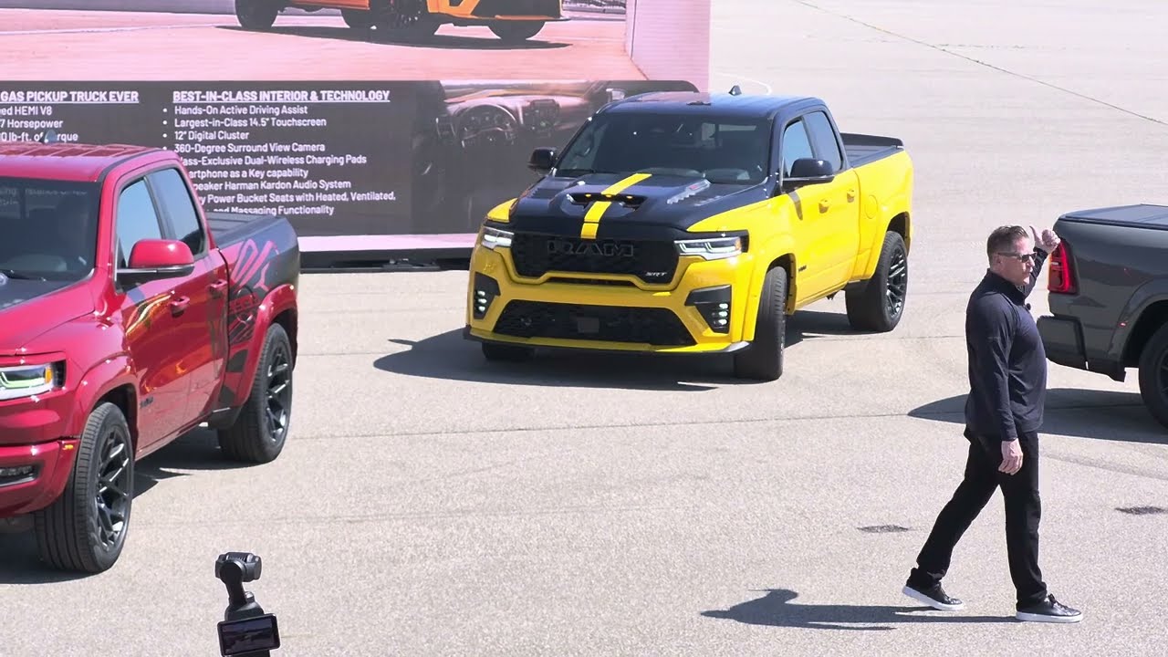 Ram 1500 Rumble Bee SRT 2027 года крутит &laquo;пончики&raquo; на дебютном показе