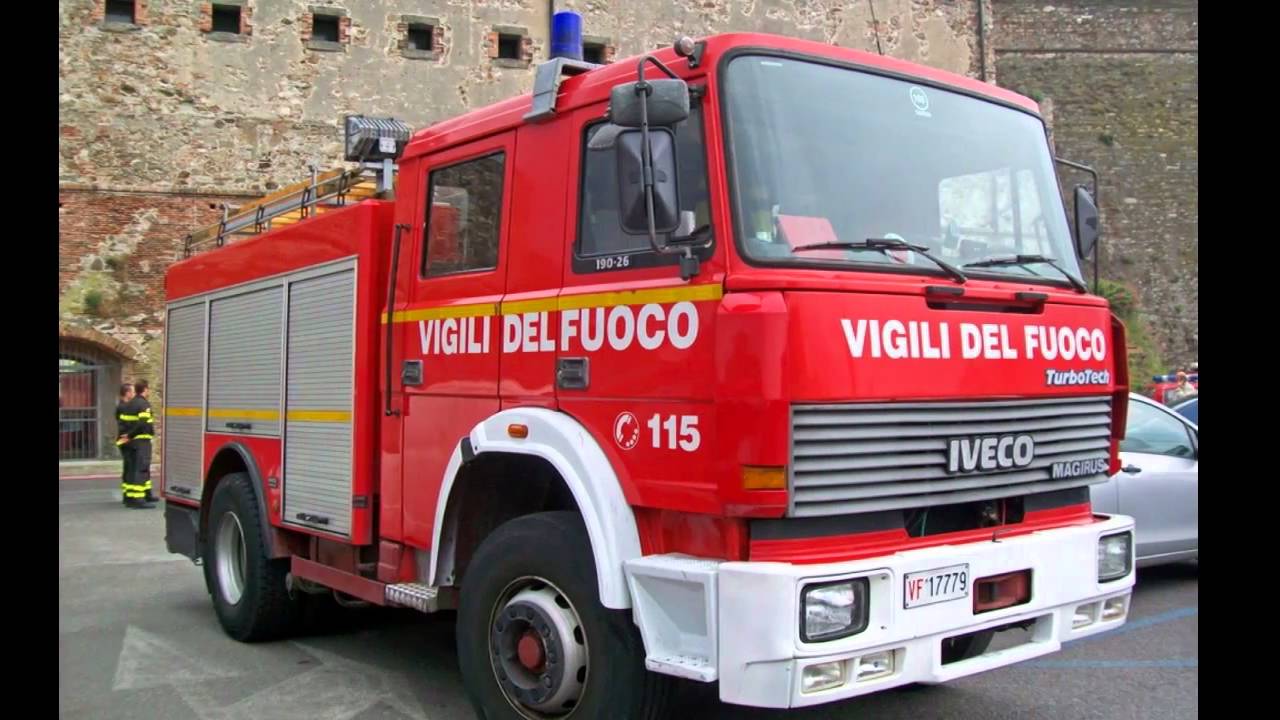 Vigili del Fuoco - Tributo Iveco Magirus/Baribbi 190-26/FireTech                         [HD]