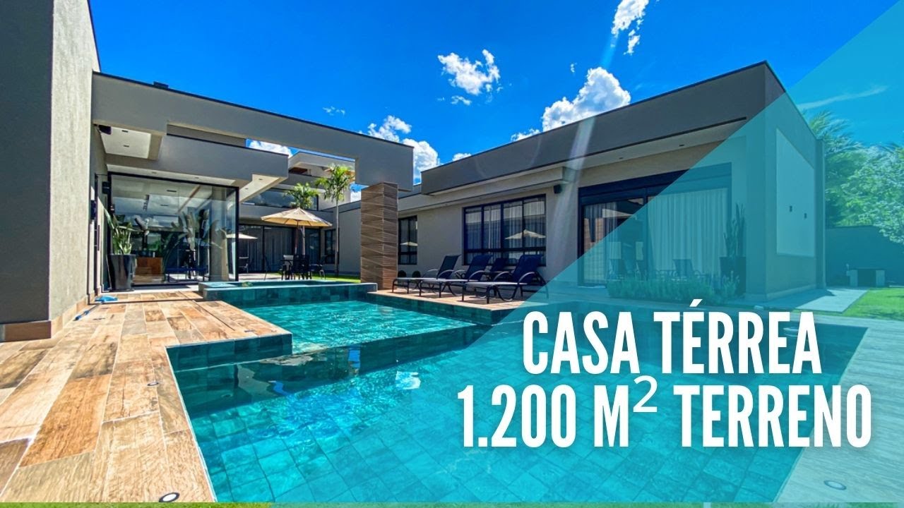 Maravilhosa Residência no Condomínio Serimbura em São José dos Campos. Casa térrea completa e nova