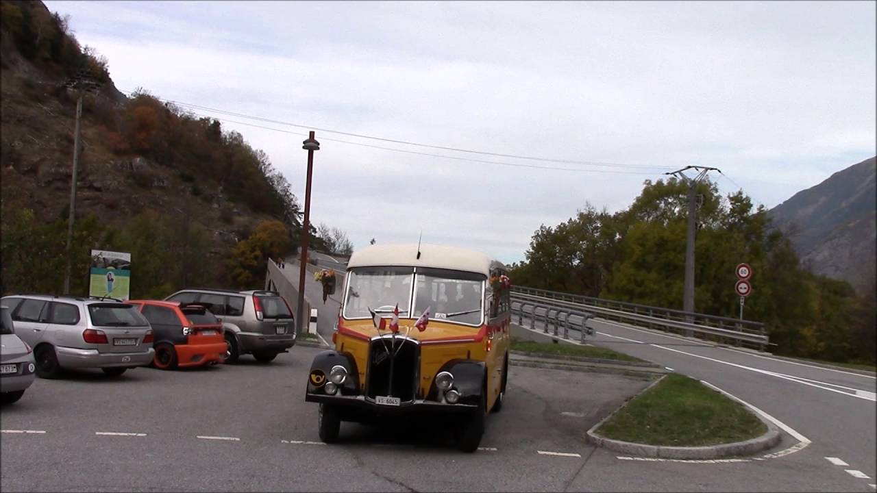 CarPostal Saurer et TNT