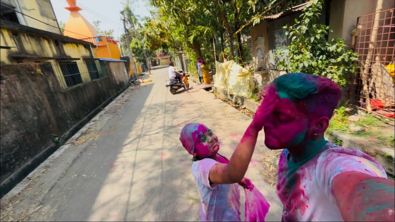 দোলের স্পেশাল মেনু আর দেদার আড্ডা 🌈 🍱 