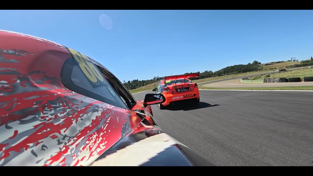 TA2 no 86 at Hampton downs with GTRNZ for round 3 in 2026.
