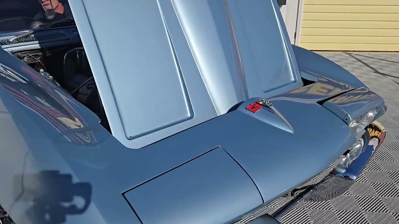1964 Chevrolet Corvette L76, numbers matching 327 Silver blue