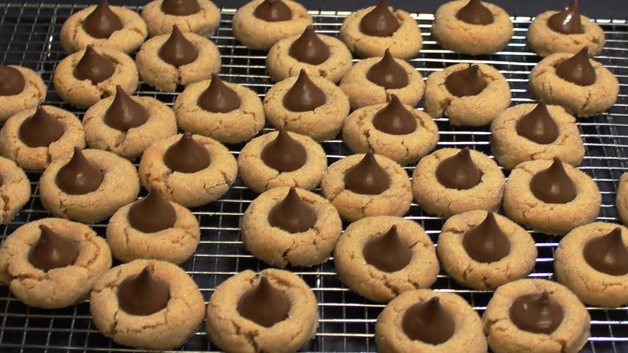 Peanut Butter Blossom Cookies -  Classic Recipe