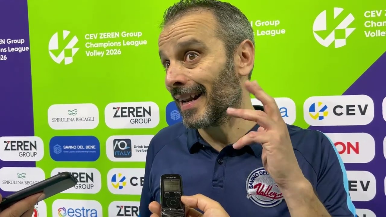 Coach Marco Gaspari dopo la vittoria 3-0 contro il Fenerbahçe Medicana Istanbul nella gara d'andata