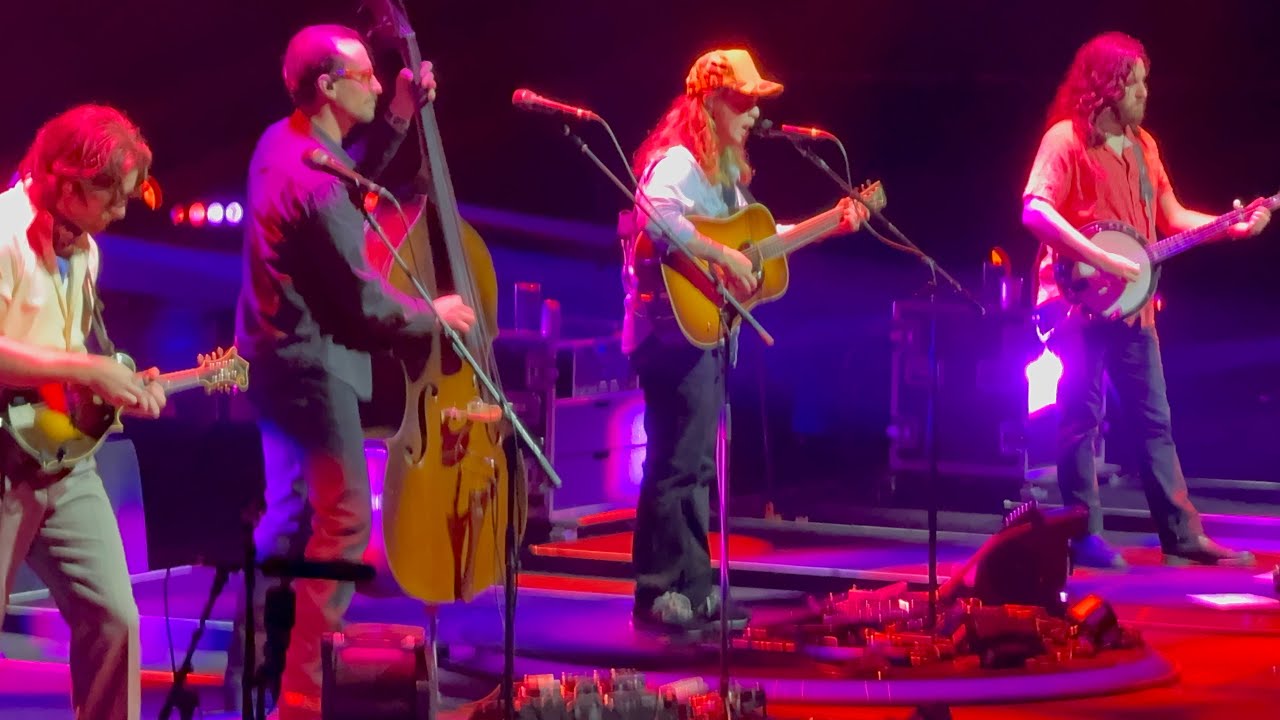 Billy Strings “Nutshell  and Wargasm” 08/23/24 The Forum, Los Angeles, CA
