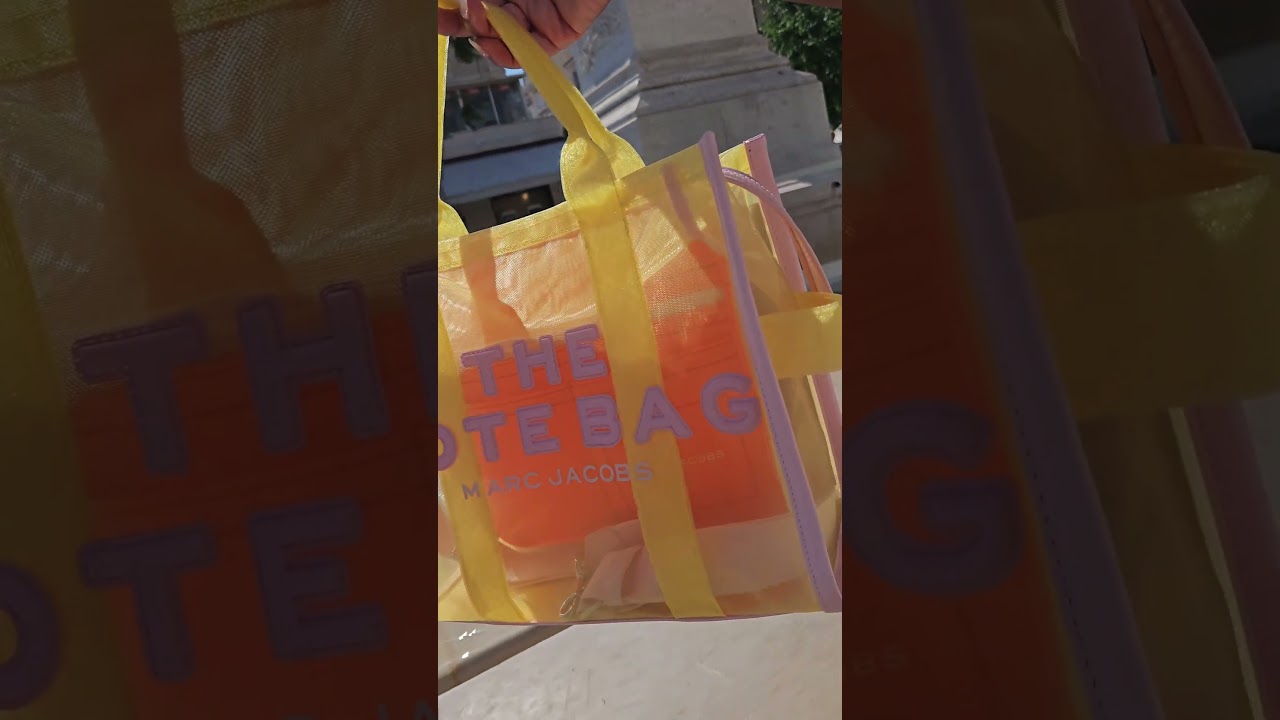 Dazzling Summer Unboxing : Discover the Marc Jacobs Tote Bag and Vibrate with Style!