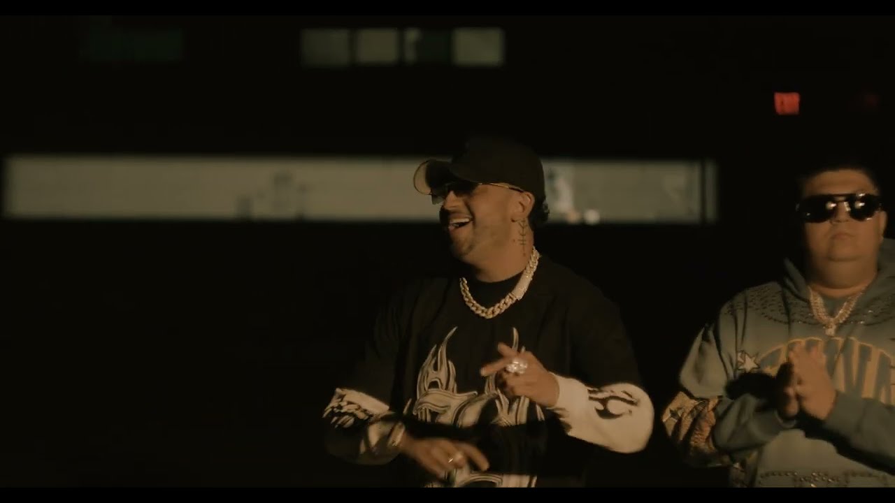 JFRED X CARLITOS ROSSY- MOOD (video oficial)