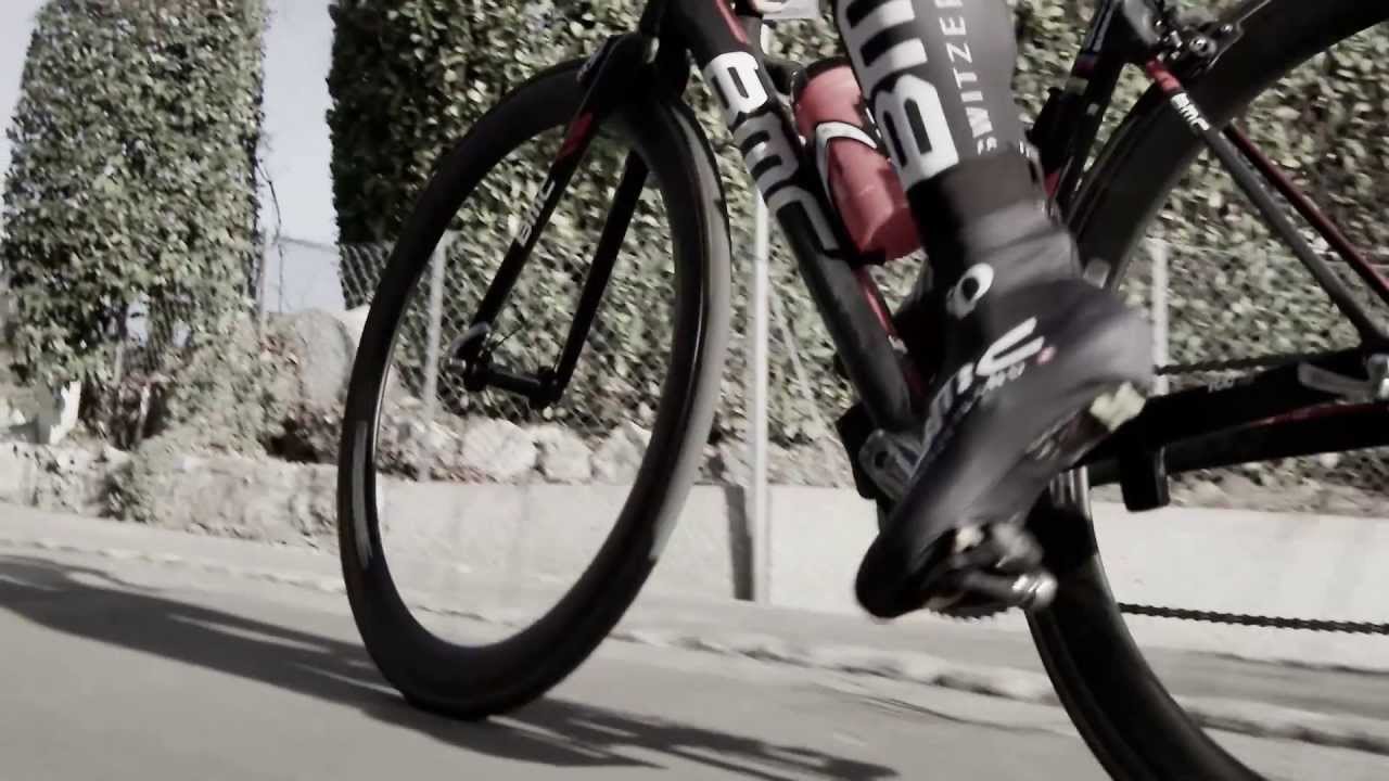 BMC Switzerland: The new teammachine SLR01 road bicycle