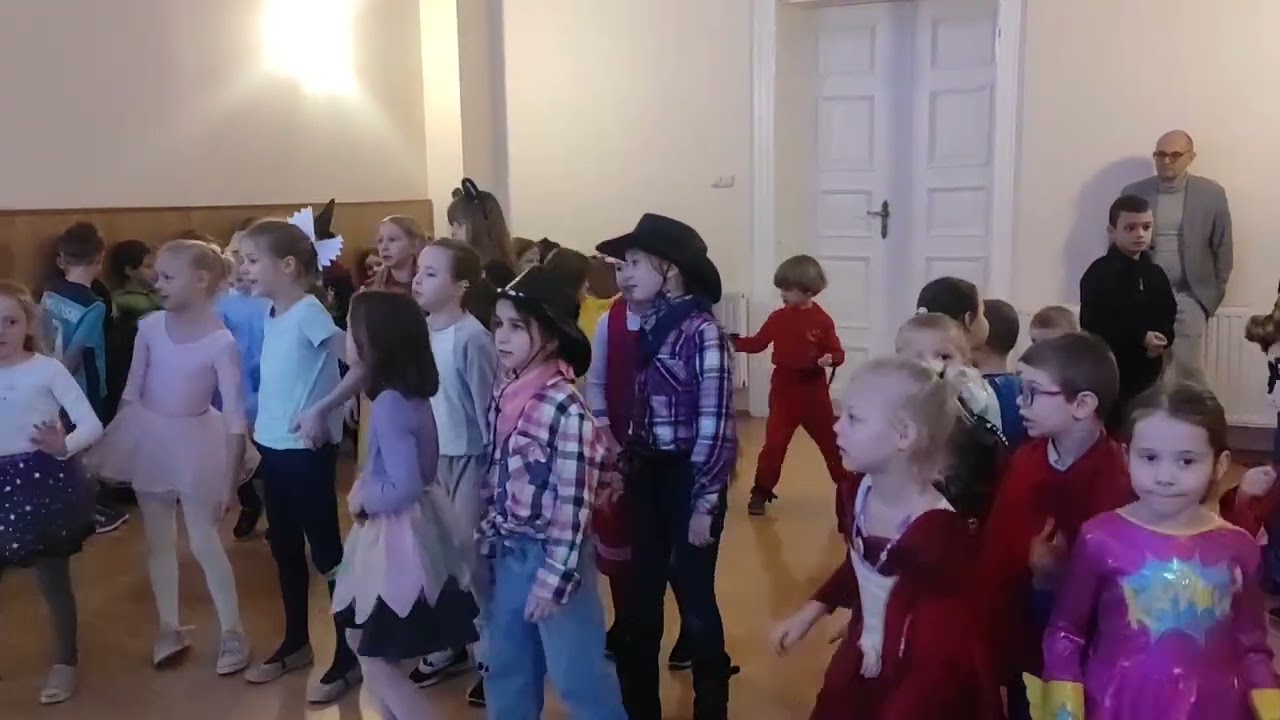 Bal karnawałowy klas 0-III w Katolickiej Szkole Podstawowej w Trzciance - 17.02.2025