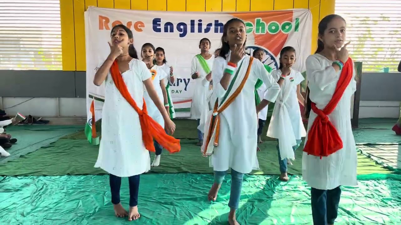 Aaj Dil pe hath rakhke Dance Performance I By Rose English School Students