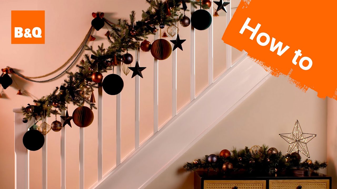 How to decorate your stairs for Christmas