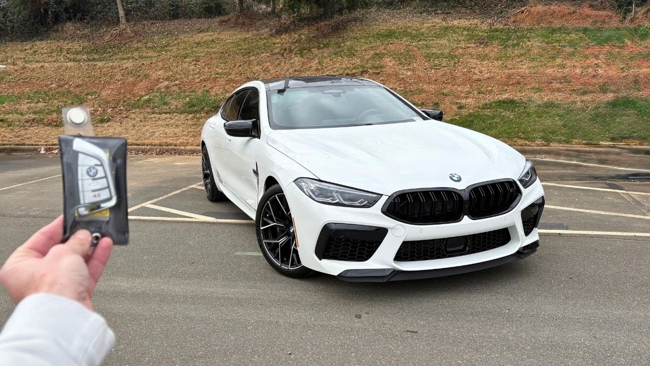 BMW M8 Competition Gran Coupe 2026 года: запуск двигателя, выхлоп, тест-драйв, обзор, вид от перв...