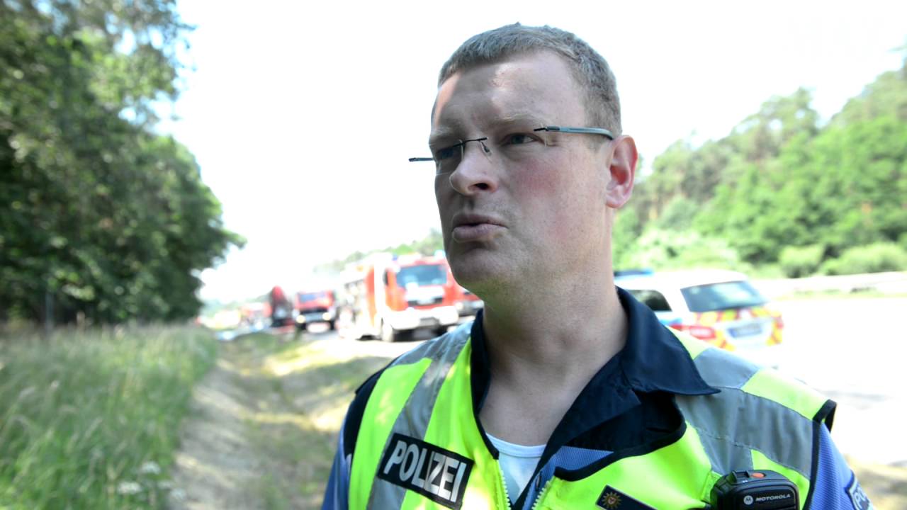Schwerer LKW-Unfall auf der A2 bei Brandenburg/Havel, zwei Verletzte